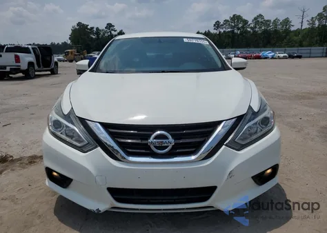 2018 Nissan Altima 2.5 z USA, uszkodzony, nr VIN 1N4AL3AP1JC165229